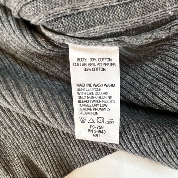 IZOD Cable Knit Faux Cardigan Front and Blouse Gray and Pink Women’s Size - Picture 7 of 8